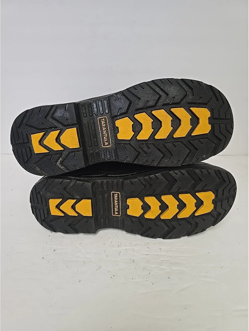 Dakota used boots
